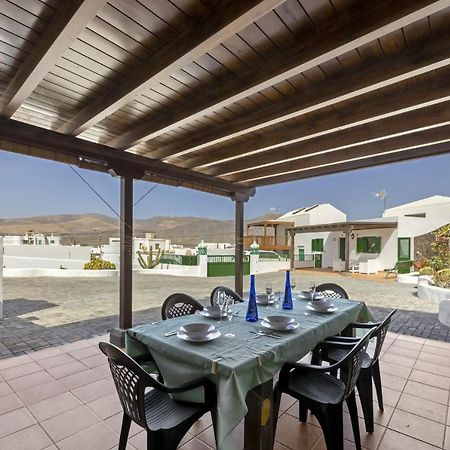 Villa Laura Guatiza Екстериор снимка