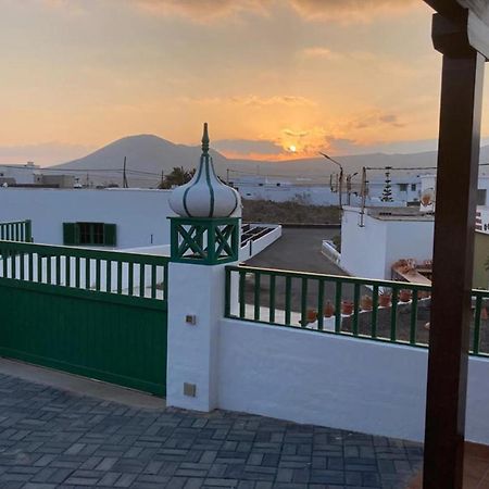 Villa Laura Guatiza Екстериор снимка