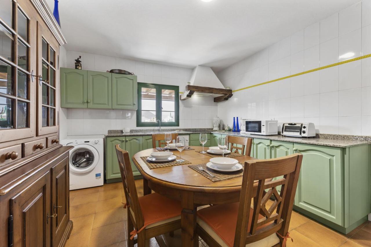Villa Laura Guatiza Екстериор снимка