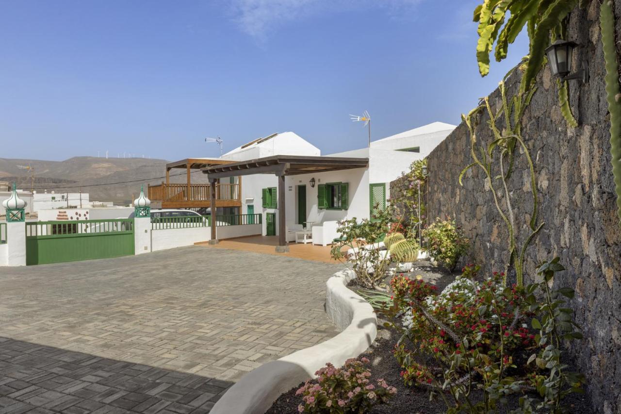 Villa Laura Guatiza Екстериор снимка