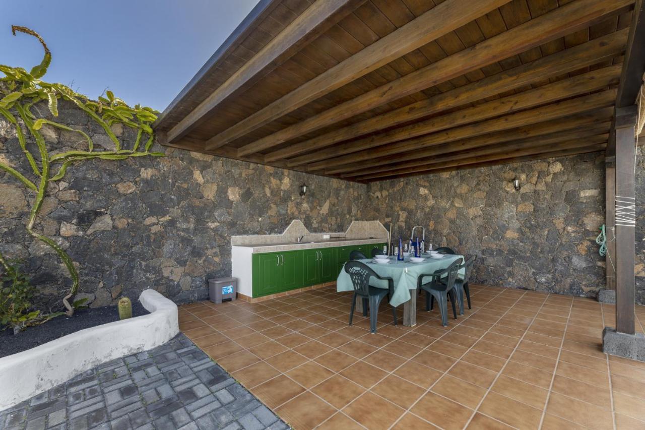 Villa Laura Guatiza Екстериор снимка